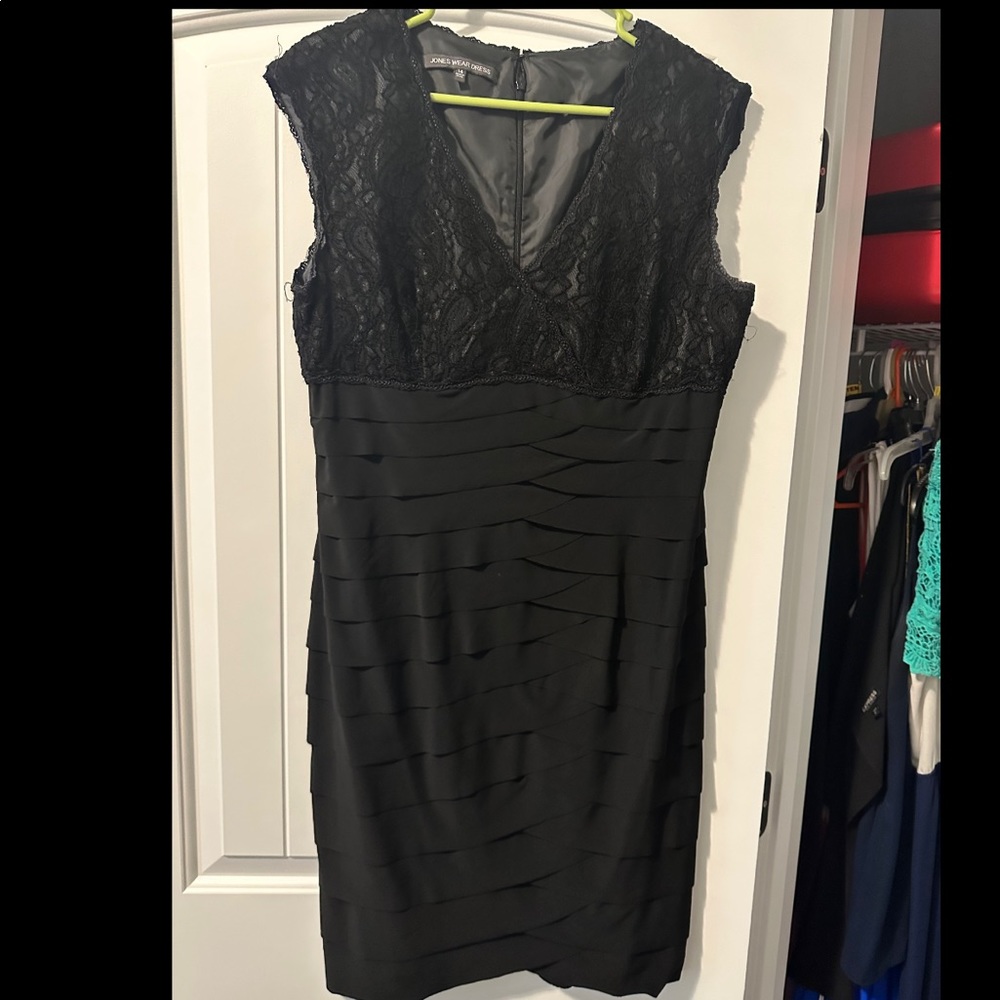 Black Knee-Length Dress